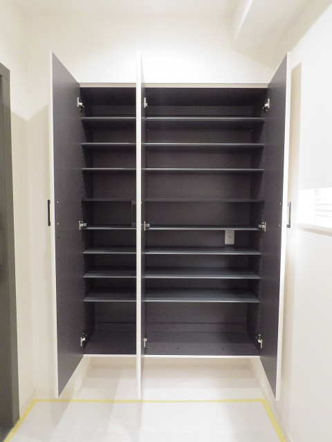 多摩川芙蓉ハイツ　シューズボックス