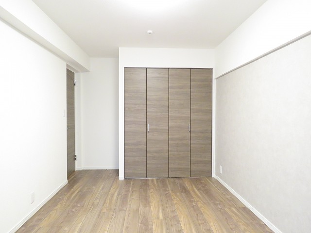 馬事公苑前ハイム　洋室約7.9帖