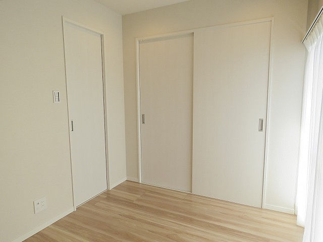 フラット田園調布　洋室収納