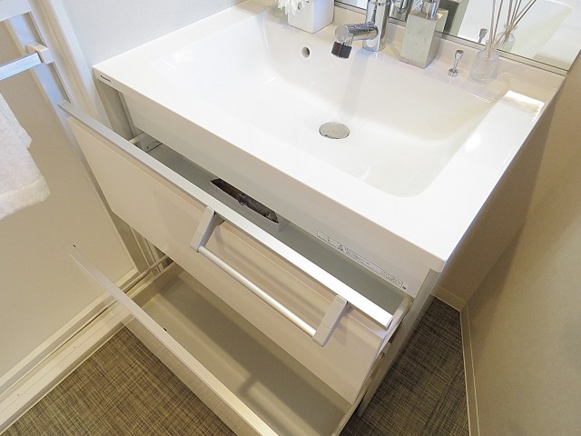 フラット田園調布　洗面化粧台