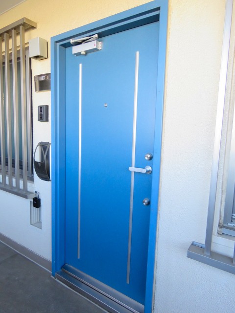 馬事公苑前ハイム　玄関扉