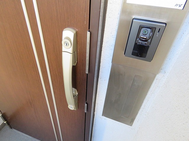 ルネ門前仲町　TVモニター付きインターフォン