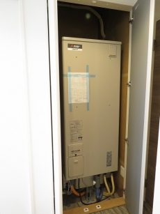 ファミリータウン東陽　給湯器