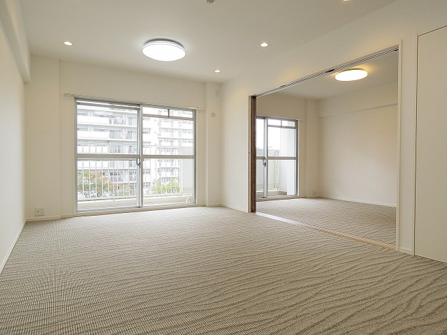 ファミリータウン東陽　LDK+洋室約6.0帖