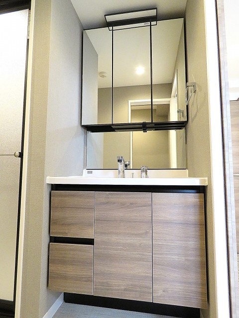 ファミリータウン東陽　洗面化粧台