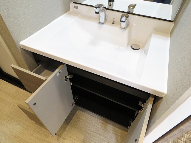 ファミリータウン東陽　洗面化粧台