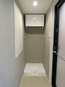 ファミリータウン東陽　洗濯機置場