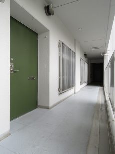 ファミリータウン東陽　共用廊下