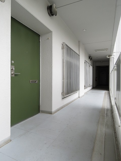 ファミリータウン東陽　共用廊下