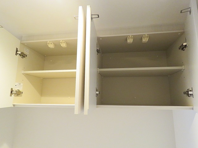 瀬田サンケイハウス　キッチン吊戸棚