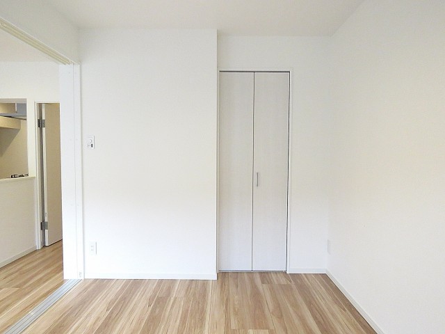 瀬田サンケイハウス　洋室約5.8帖