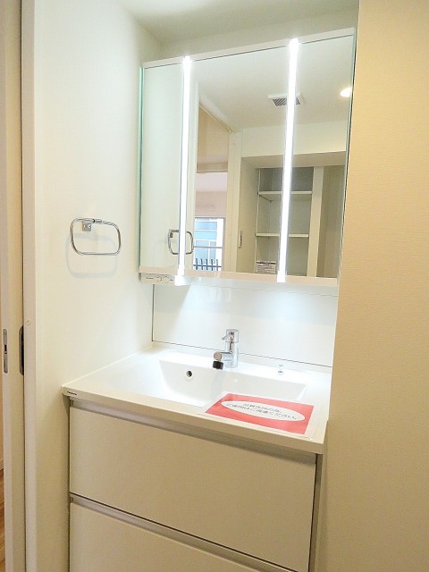 瀬田サンケイハウス　洗面化粧台