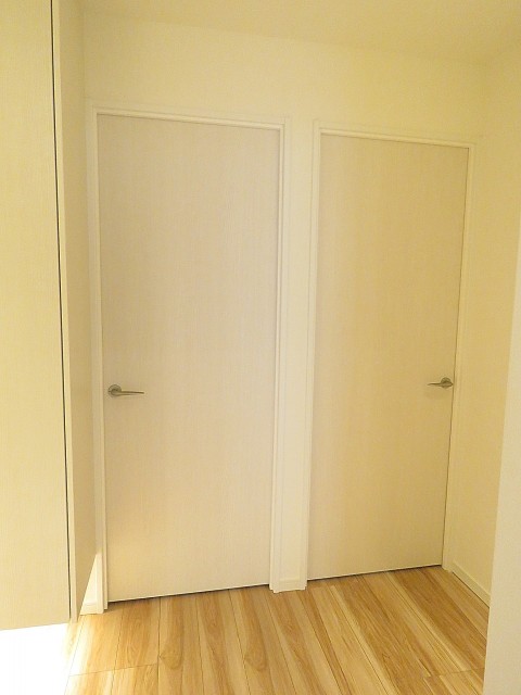 瀬田サンケイハウス　洋室扉