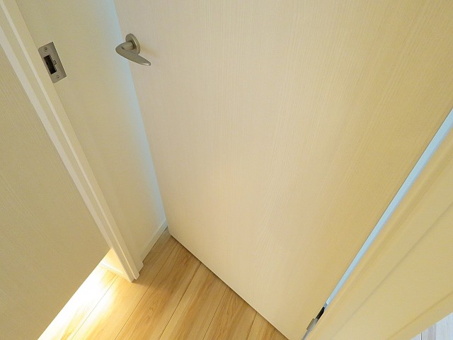 瀬田サンケイハウス　洋室扉