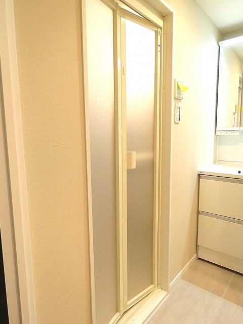 祐天寺第2コーポラス　バスルーム扉