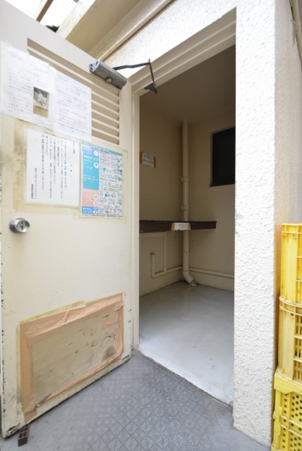 自由が丘センチュリーマンション ゴミ置場