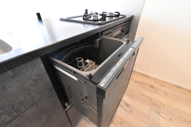 シャトー赤坂台 K