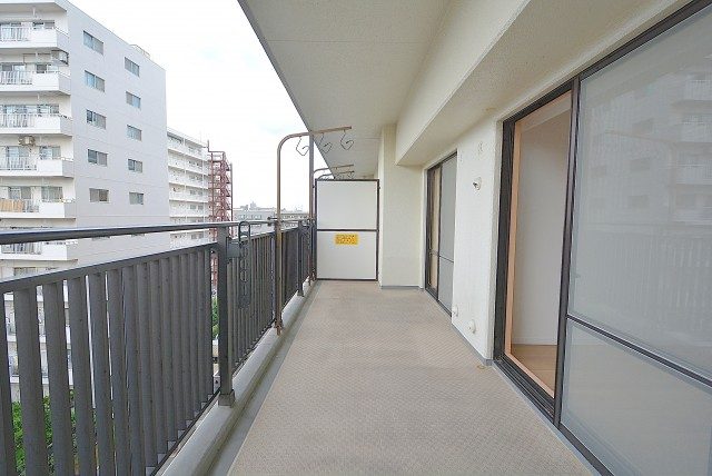 アルファスシティ大島　バルコニー