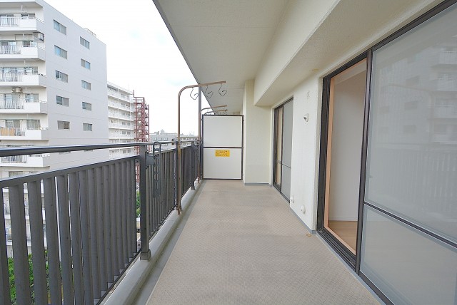 アルファスシティ大島　バルコニー