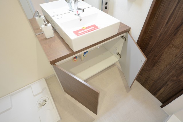 NK五反田コータース 洗面室