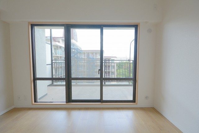 アルファスシティ大島　バルコニー