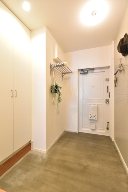 ライオンズマンション南平台 玄関