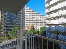 ファミリータウン東陽　北側バルコニー眺望