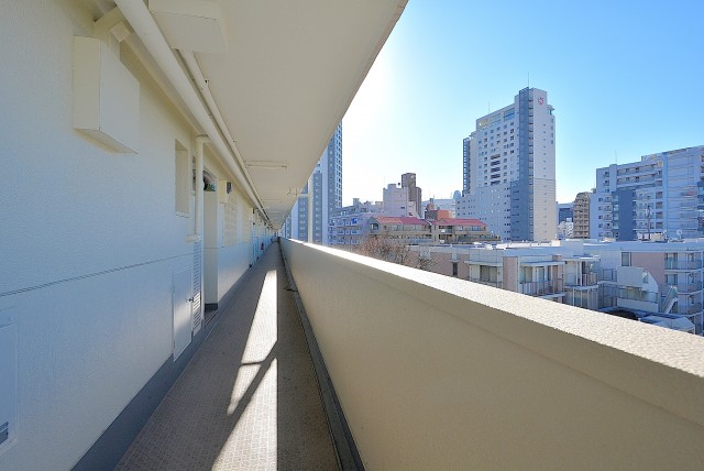 グリーンヒル新宿 外廊下