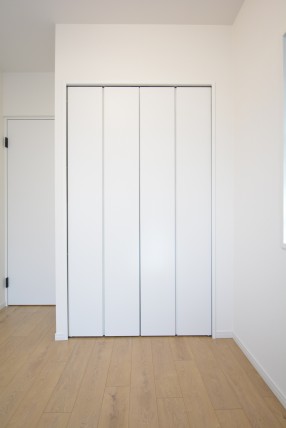 ファミール浜園 洋室1