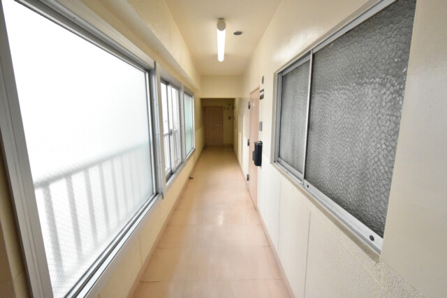 ライオンズマンション南平台 玄関