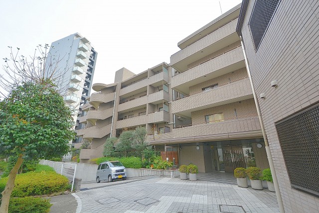 藤和目黒ホームズ 外観