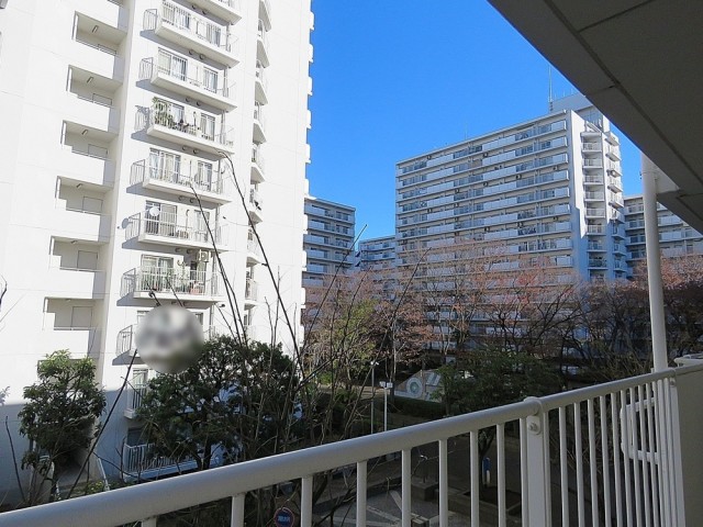 ファミリータウン東陽　北側バルコニー眺望