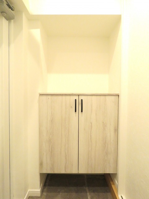 秀和奥沢レジデンス　シューズBOX