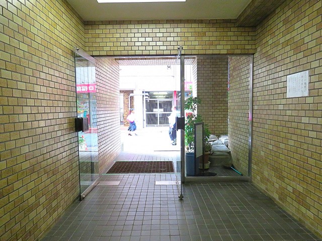 五反田サニーフラット　エントランスホール