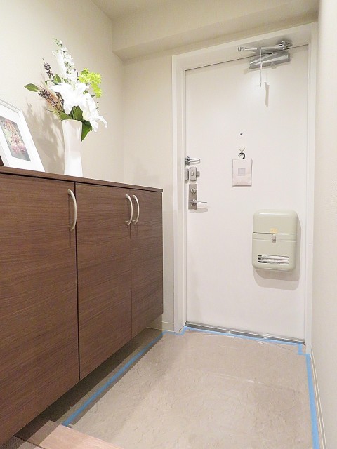 ファミリータウン東陽　玄関ホール