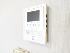 ファミリータウン東陽　TVモニター付きインターホン