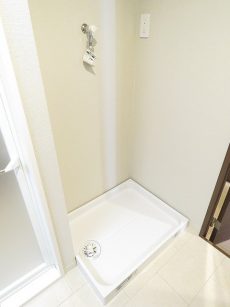 ファミリータウン東陽　洗濯機置場