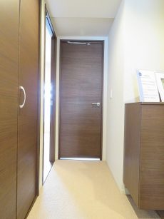 ファミリータウン東陽　洋室扉