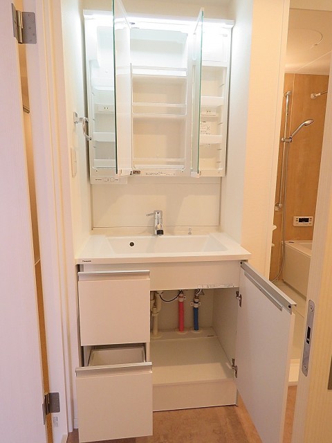 ファミリータウン東陽　洗面化粧台