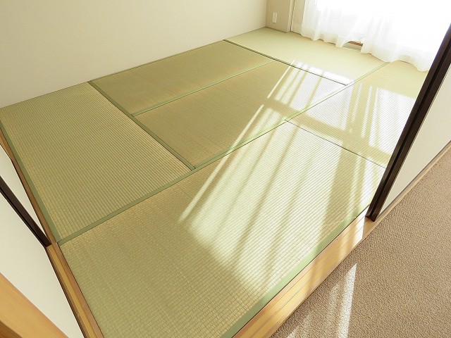 ファミリータウン東陽　和室6.1帖