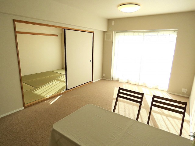 ファミリータウン東陽　LD+和室