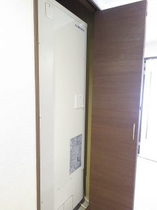 ファミリータウン東陽　給湯器