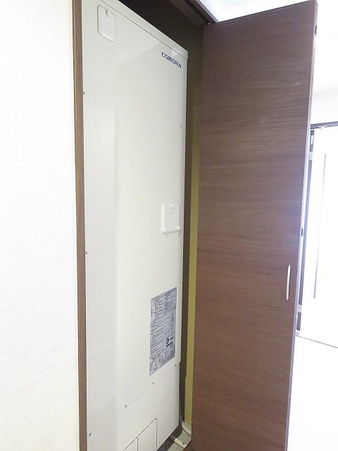 ファミリータウン東陽　給湯器