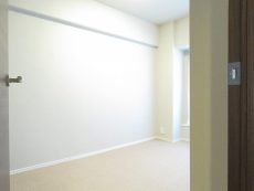 ファミリータウン東陽　洋室約4.3帖