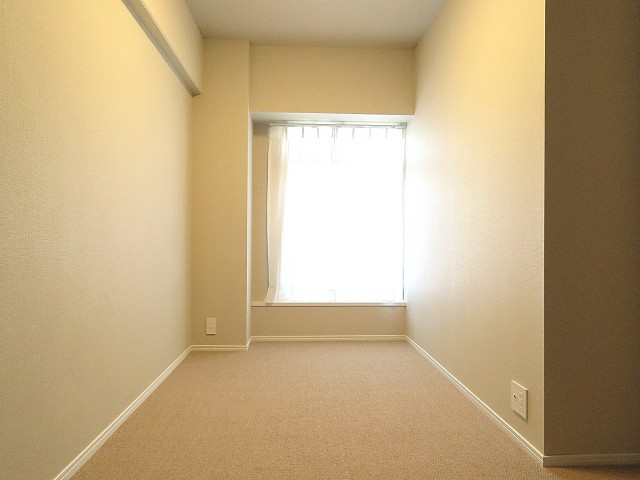 ファミリータウン東陽　洋室約4.3帖