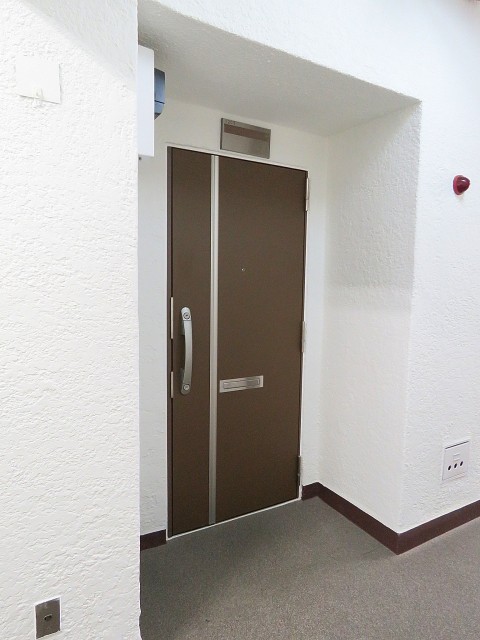 ライオンズマンション駒沢　玄関扉