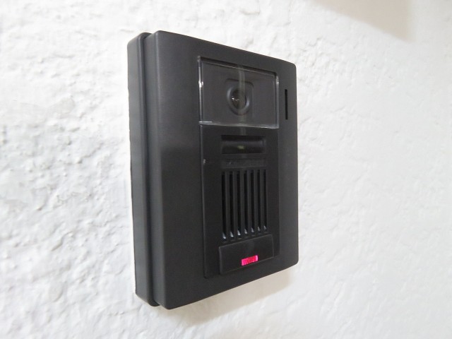 ライオンズマンション駒沢　TVモニター付きインターホン