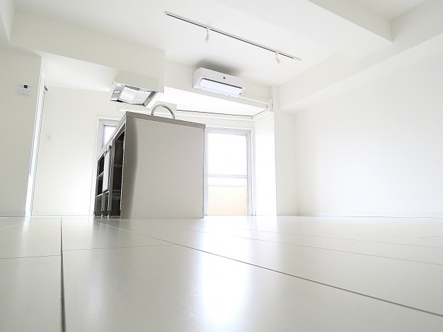 ライオンズマンション駒沢　LDK約15.8帖