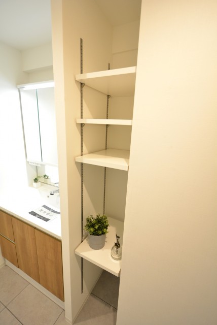 ファミール浜園 洗面室