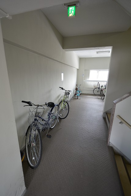 グリーンヒル新宿 外廊下